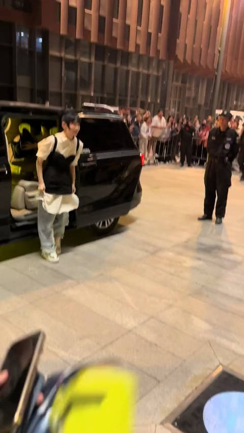 拍到浪姐四公姐姐们下班合集