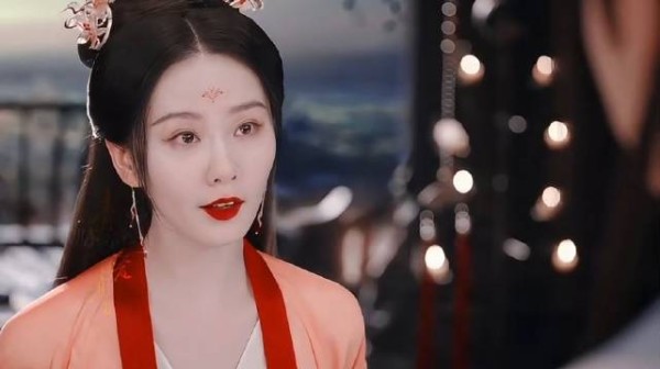 淮竹打扮勾人去试探九惑,王权弘业醋疯了,怪自己没本事留下老婆
