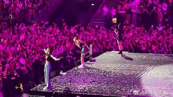 blackpink韩国女团澳门演唱会热舞,你爱了吗?金智秀,朴彩英
