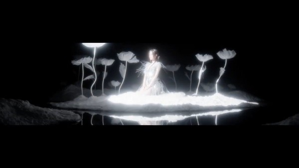 杨超越首张EP《透明》同名主打曲MV5月11日上线