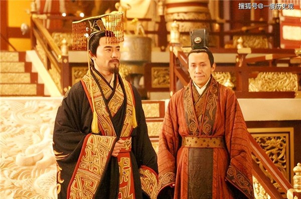 李白几乎一辈子都没工作，每天游山玩水，那钱从何而来呢？