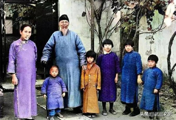 22岁女子爱上93岁齐白石，还没获得祝福，结婚前齐白石就去世了