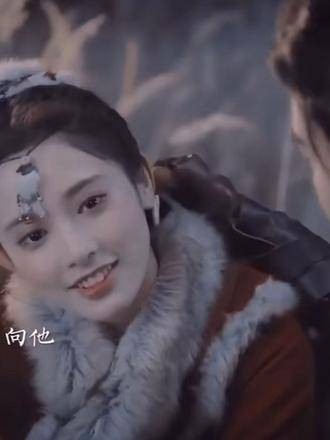 顾小五迟疑了,他那时对小枫其实并没有太多好感,单纯的小枫却因此被他欺骗了