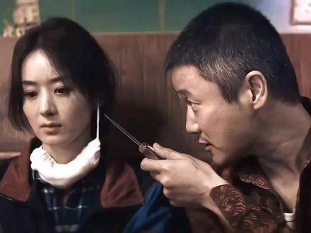 “霜下谁家泥娃娃,无人疼爱亦无牵挂!”