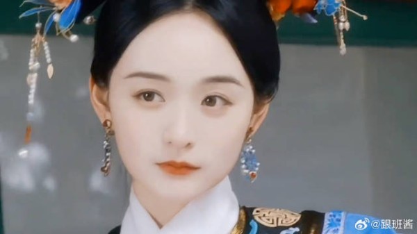 何泓姗：真童颜女星，娇俏明媚，演技好还多才多艺
