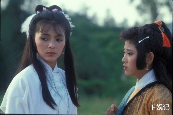 小龙女陈玉莲近照曝光，素颜状态真实自然，周润发刘德华曾称赞