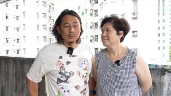 黄泽锋58岁妻子陈丽丽怀二胎，并表示女儿很期待弟弟妹妹的到来