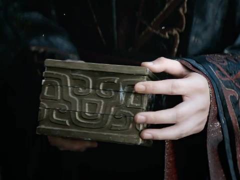 巍侯说：不准欺负小乔，就算是妈妈也不行