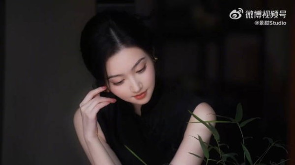谁看完景甜这一套不说一句好美!