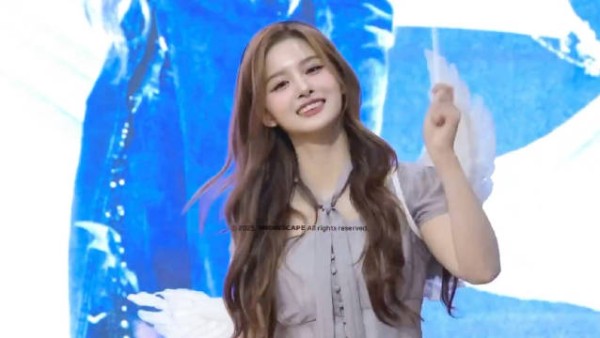250516 MS线下签售 饭拍 KNOW ABOUT ME 雪允Focus 小天使 雪允尼