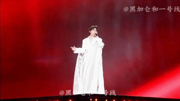 哇,下期就能听到我们新生代实力歌手马嘉祺的live了嘛,太爽了,躁候!