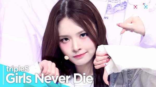 一年前的今天(240517),tripleS - Girls Never Die @ simply kpop