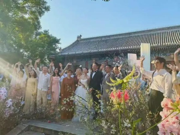 汪小菲马筱梅大婚，S妈放弃遗产争夺，张兰再度送上感谢和祝福！