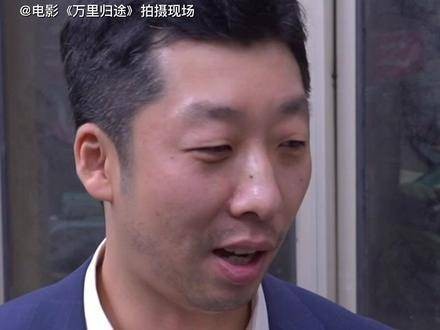 只是个普普通通的语言“小天才”,结尾的弹舌音真的让人惊艳!
