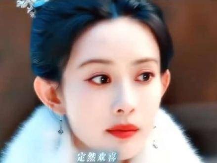 「雪中玉兰」这是一套非常喜爱的服饰搭配,场景也极为优美