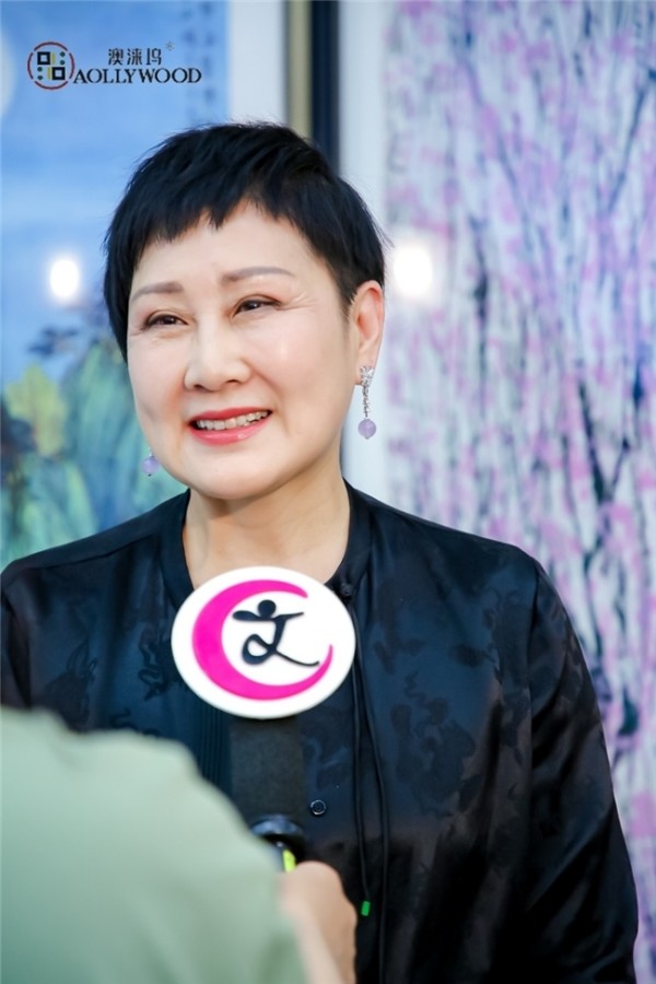 张凯丽履新首秀！率队共植星光林彰显生态担当