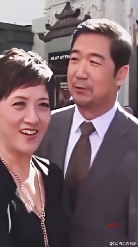 张国立，邓婕，因戏生情，两人相守30年恩爱如初