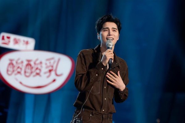 阿云嘎输给陈楚生，这是华语乐坛的悲哀！