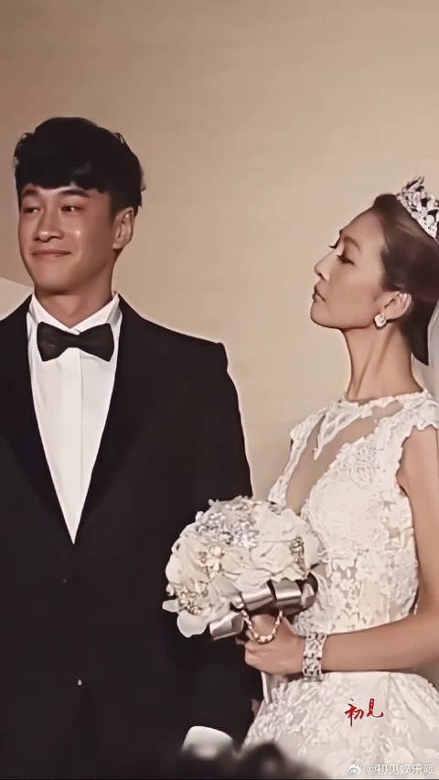 15岁何润东就独自国外<a target=