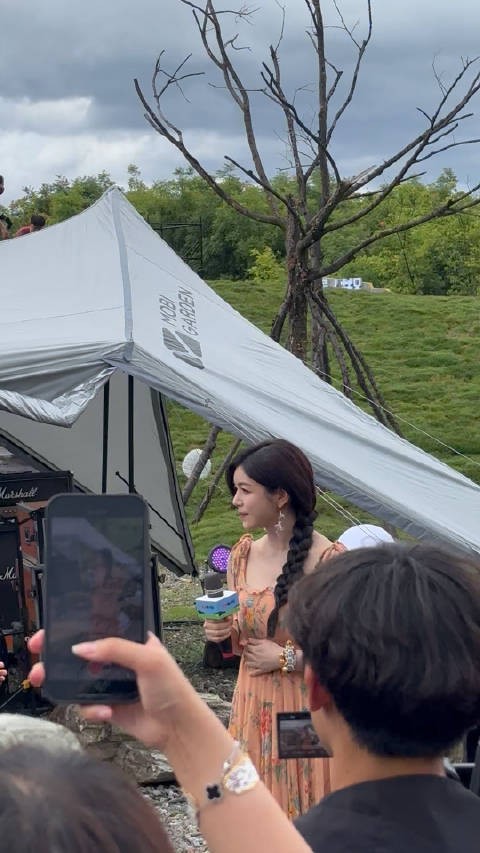 陈妍希少女感满满，一点不显老