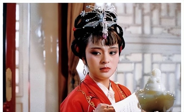 《红楼梦》中最精明的人：李纨第一，探春第二，还有两个是大丫鬟