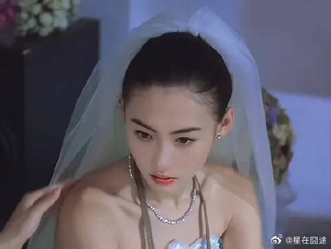 娱乐圈很难再出一个这样的神颜了，骨相与皮相的完美结合！