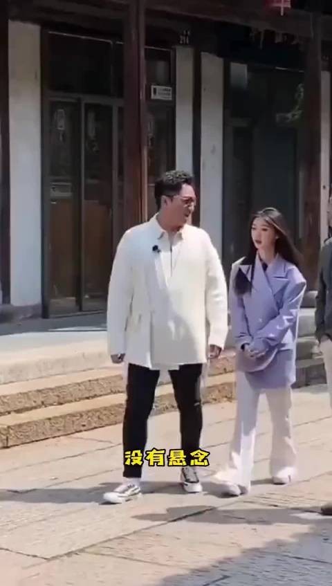华少说好声音期间给单依纯找对手是很难的事