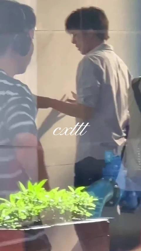 救命!王安宇片场壁咚现场流出!
