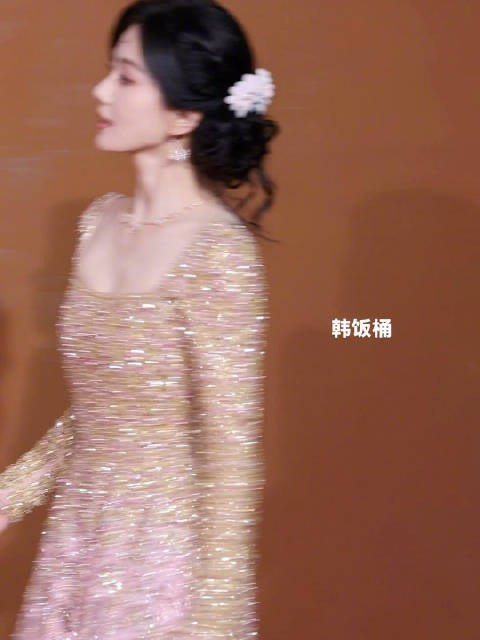 全场最闪耀的刘诗诗来了 姐实在是美得太权威了！