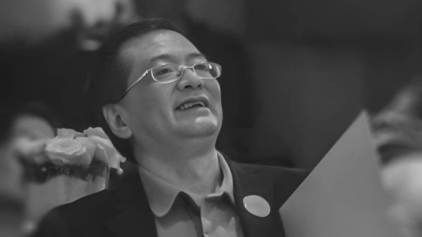 59岁著名诗人、复旦诗社原社长甘伟逝世