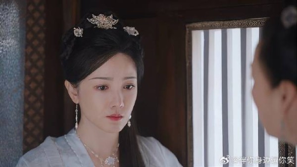 众姐妹帮郝葭逃跑 结果被亲娘劝回，简直太可怜了