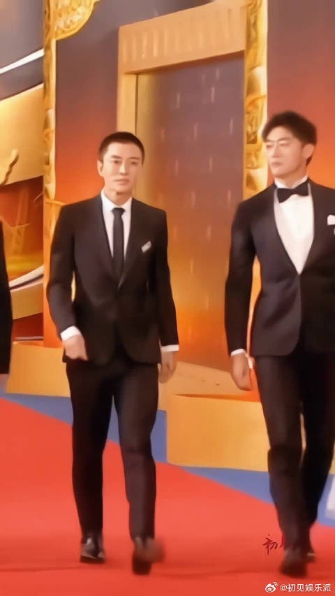 贾乃亮走出了感伤，离开你我发现自己爱笑的眼睛