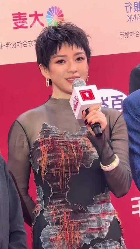 为何章子怡短发亮相电影节？当她说出真相，才懂国际影后的含金量 酱园弄