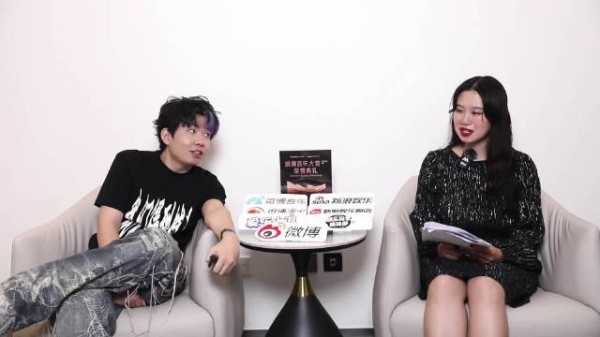 陈永西分享新专辑计划，探索金钱价值观和多样化音乐风格