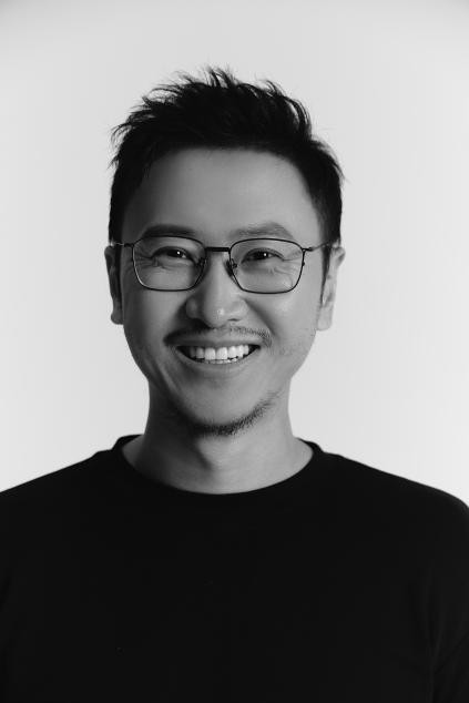 跨越角色与舞台：商子见的自我追寻与时代表达