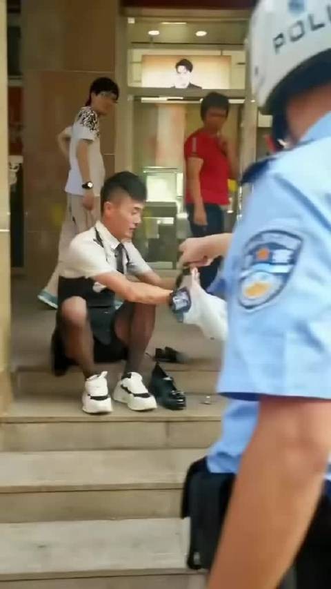 违反公序良俗，这个真可以拘！