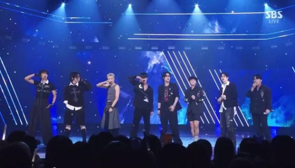 今日人歌打歌舞台以吃柠檬Ending的ATEEZ