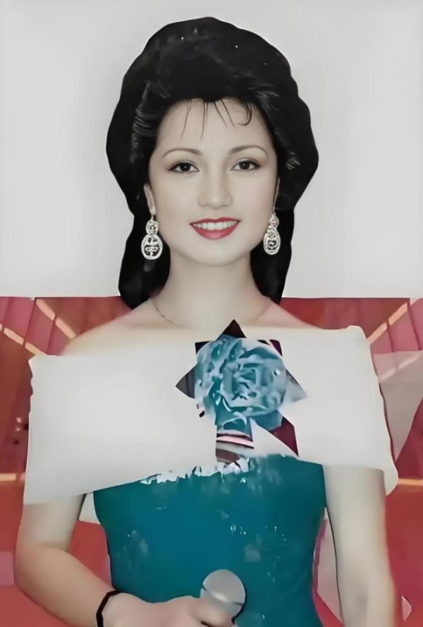 67岁“荧幕凤凰”侯玉婷，回归家庭25年，嫁富商央金成儿媳