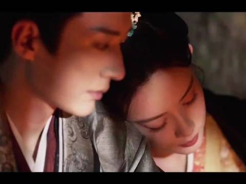 还挺有氛围感的，乱世中从相杀到双向奔赴的爱情，就冲这颜值，这剧我追定了