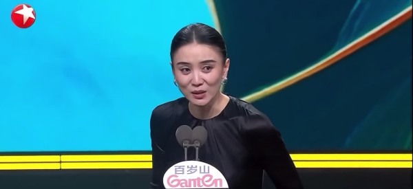 白玉兰现场的王铁梅和小叶