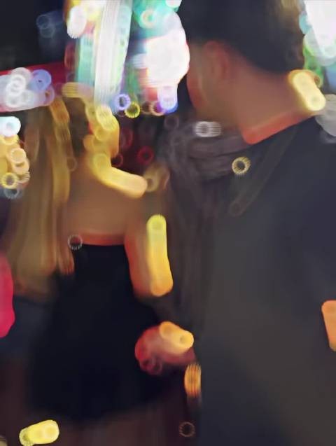 男友:我看看怎么个事儿?