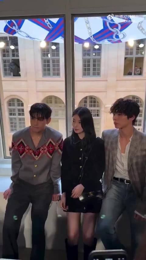 来看朴宝剑 金泰亨 秀智巴黎时装周同框 状态如何