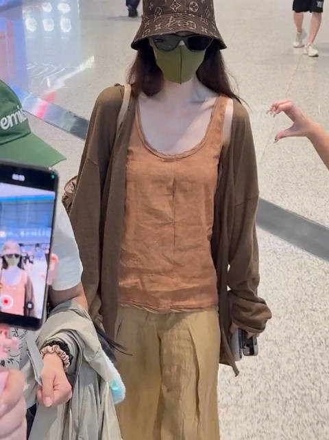 “我从来不比心，只跟宋佳比” 就这样带头嗑如何呢