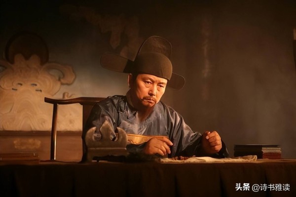 为什么说我们特别需要像杨继盛这样的“蠢才”？