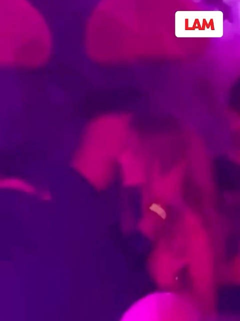 出轨了?冈萨雷斯在夜店情不自禁地亲吻了超模罗哈斯