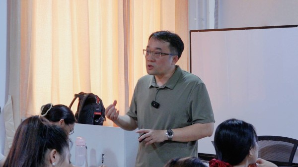 文化自信视域下文旅传播路径探索 国家艺术基金艺术作品新媒体运营管理人才培训班开展专题授课