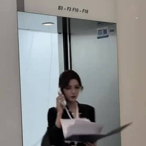 张予曦《深情眼》热播，从小美到大引关注