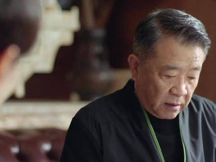 查叔以母亲的生命为要挟,迫使周小山就范
