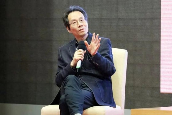 复旦大学中文系教授：远离那些爆款网红书