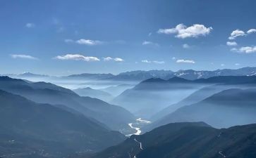 你当像鸟飞往你的山读后感6篇